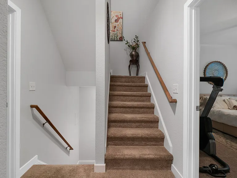 4772 Kilby Dr — Photo 36