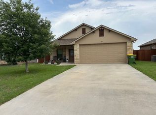 415 Magnolia St, Hico, TX 76457