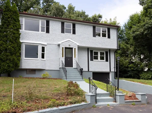 2 Hillcrest St, Arlington, MA 02476