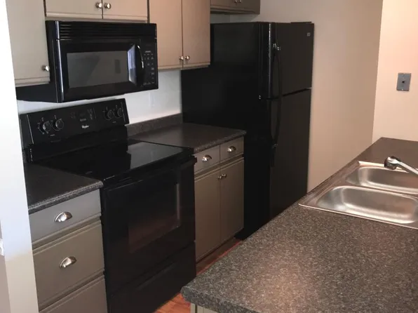 60 View Terrace Dr Suite 2, Southgate, KY 41071