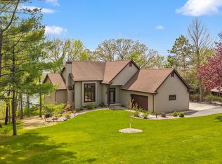 W10725 Wildwood Way, Poynette, WI 53955