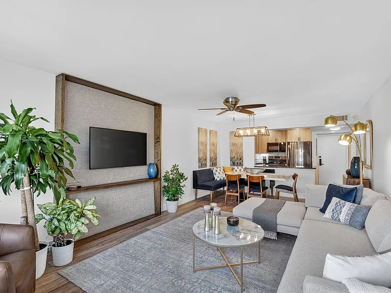 1502 S Lakeside Dr #214 — Photo 11