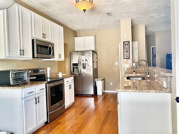 2nd image of 495 Trumble Ln