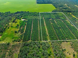 Brown Deer Ct #4, Hancock, WI 54943