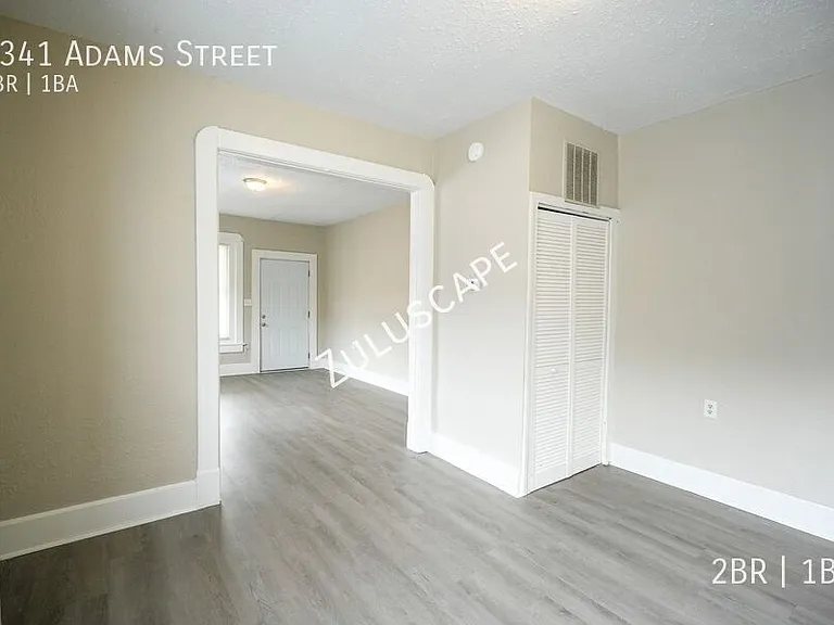 2341 Adams St — Photo 6