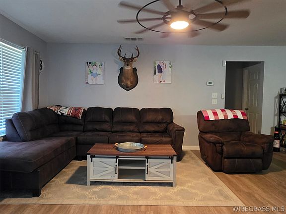 2nd image of 1538 County Road 427
