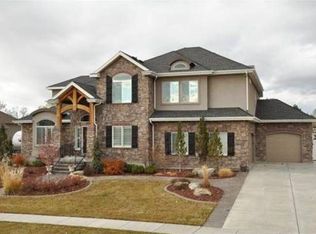 1251 E Bella Vista Dr, Fruit Heights, UT 84037