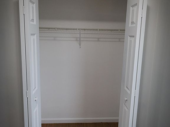 4th image of 742 Seaview Ave #2