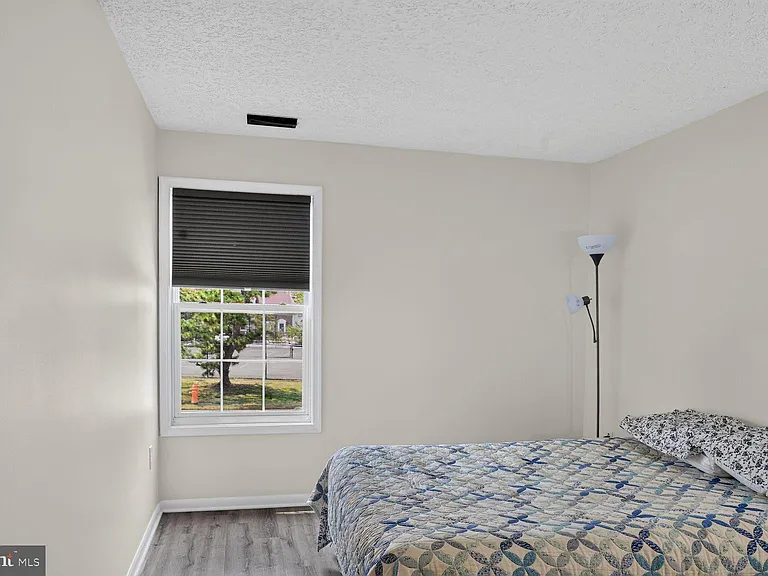 6929 Clearwind Ct #B — Photo 12