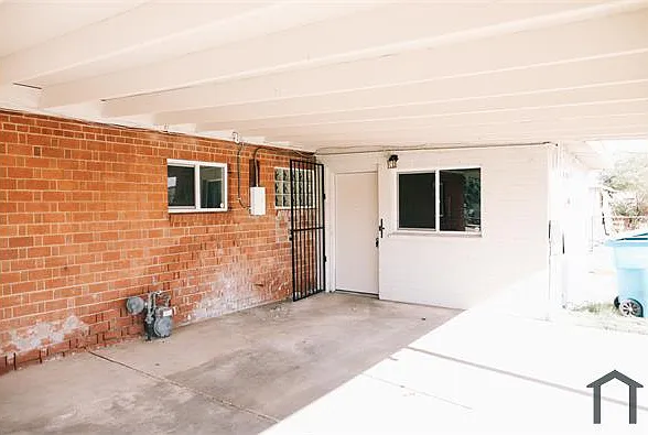 1801 E Southern Ave — Photo 13