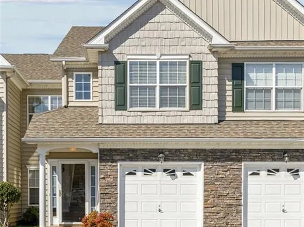 1307 Cheriton Ln, Suffolk, VA 23434