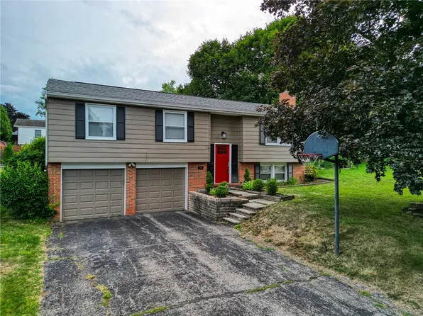 191 Princeton Dr, Aliquippa, PA 15001