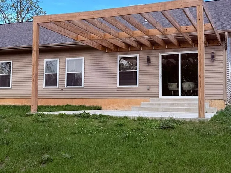Parks Edge Dr — Photo 5