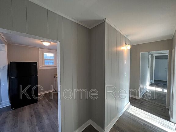 5th image of 810 S Hardy Ave #A