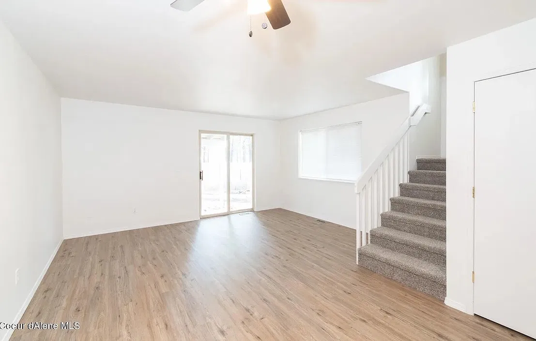 2 bed, 1.5 bath, 1192 sqft, $1,800 — Photo 4