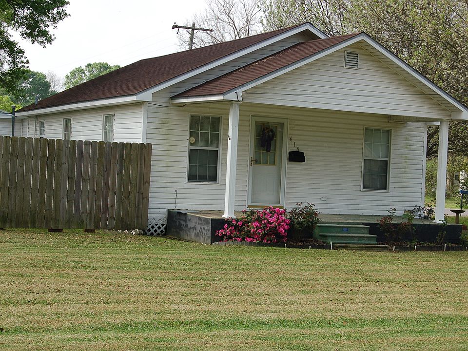 1st image of 619 W Plaquemine St