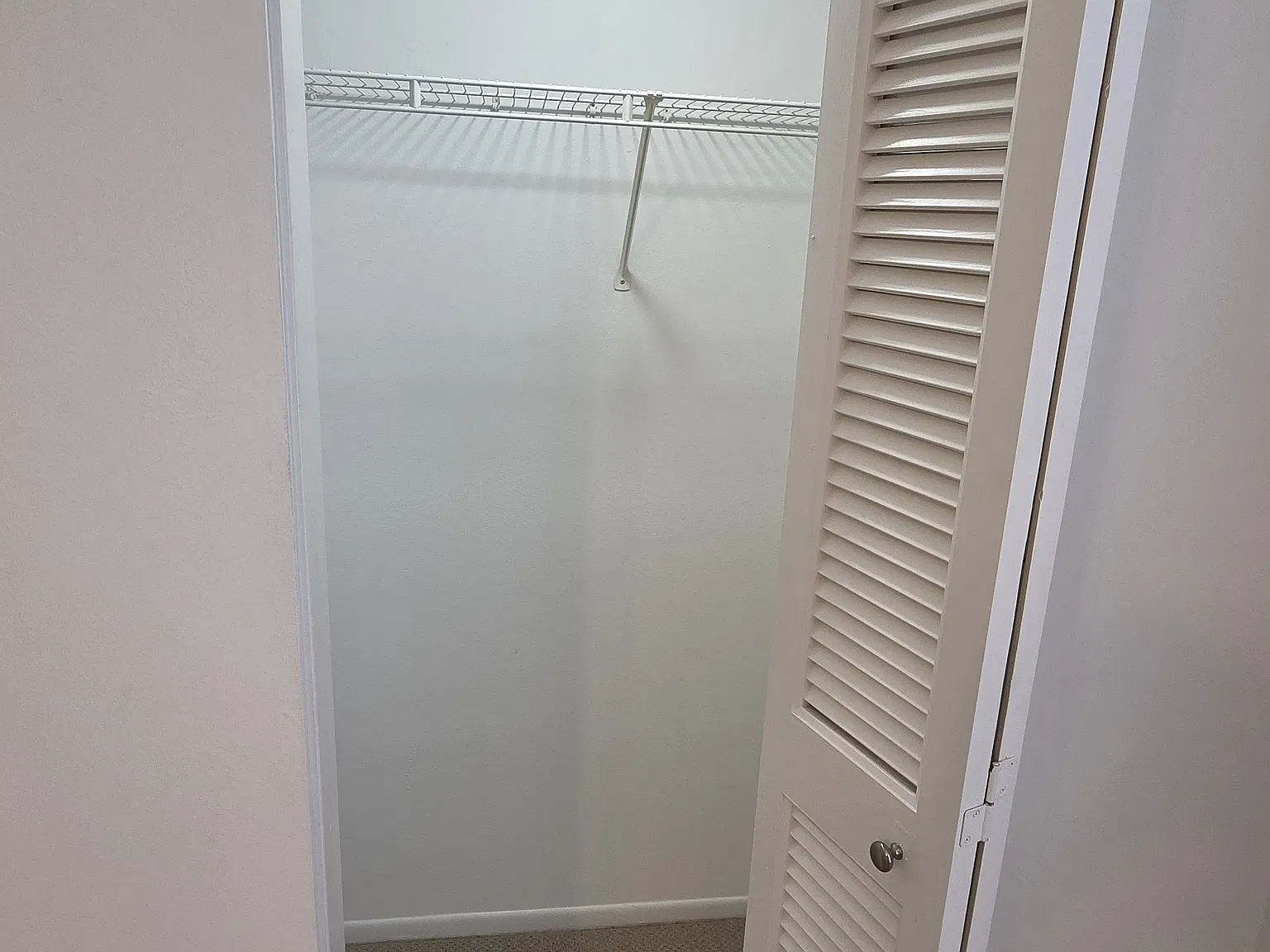 1 bed, 700 sqft, $1,350 — Photo 4