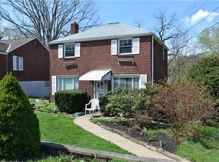 810 Macfarlane Dr, Pittsburgh, PA 15235