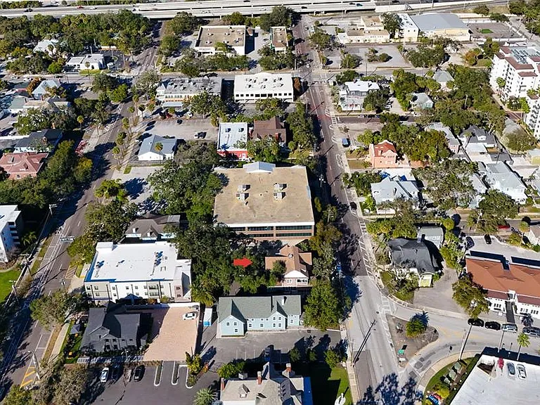 333 S Plant Ave — Photo 40