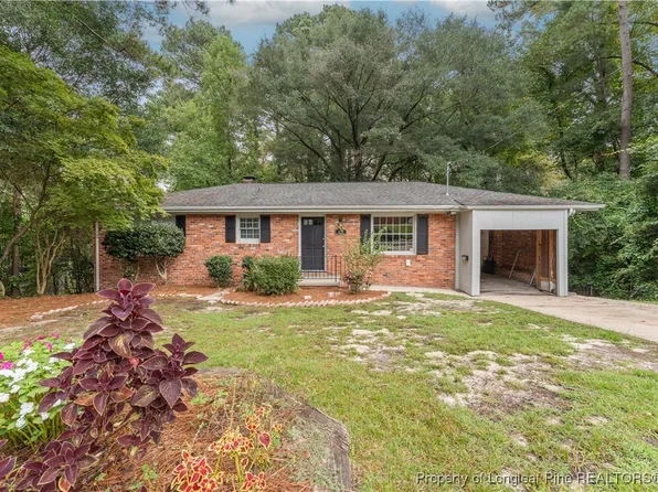 421 McRae Dr, Fayetteville, NC 28305