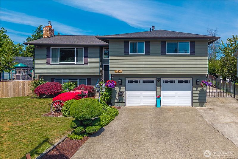 4th image of 12202 SE 218th Court
