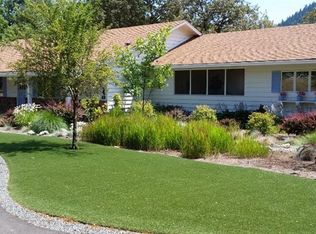 361 Ardath Dr, Grants Pass, OR 97526