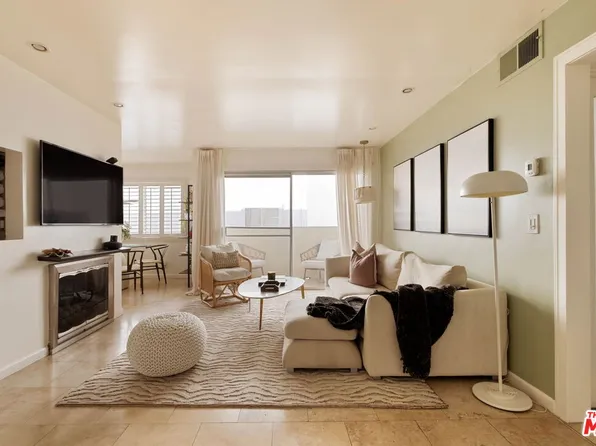 1021 N Crescent Heights Blvd APT 207, West Hollywood, CA 90046