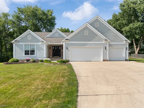 477 Catawba Dr, Wadsworth, OH 44281