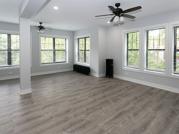 4th image of 1062 W Glenlake Ave #2
