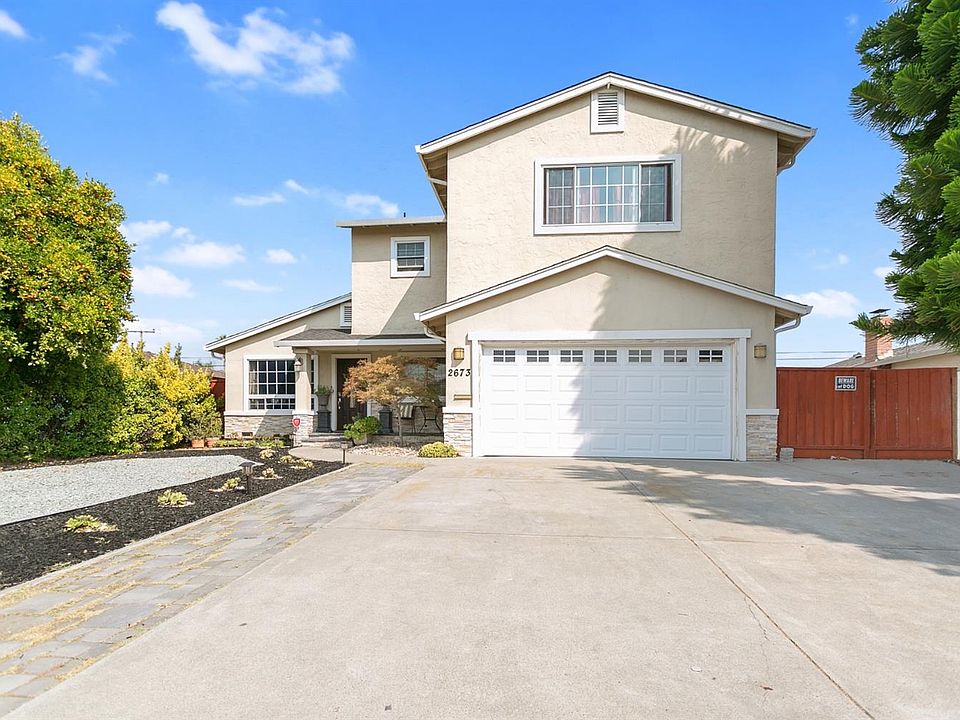 1st image of 2673 Cabrillo Ave