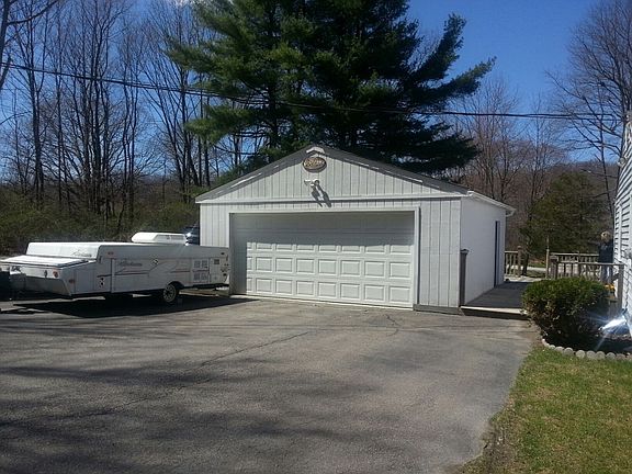 2nd image of 81 Crescent Dr