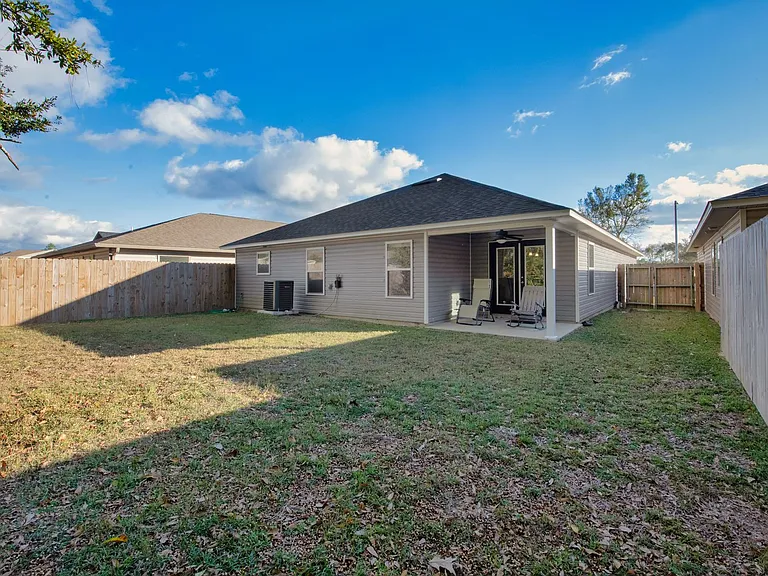 5101 Peach Dr — Photo 29