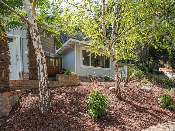 2nd image of 3035 San Juan Blvd