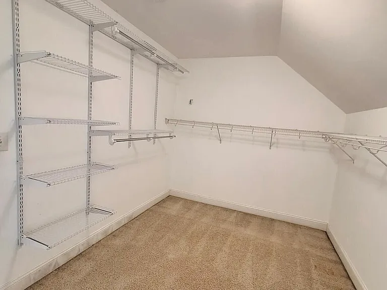 168 Blackwater Dr — Photo 21