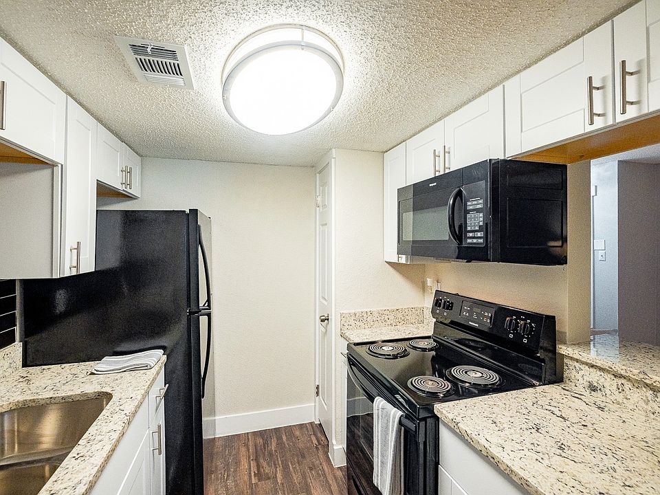 The Apartments 3900 Investor Dr Dallas, TX Zillow