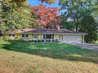 8735 N East Dr, Battle Creek, MI 49014
