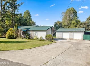 5907 Iris Ln, Knoxville, TN 37920