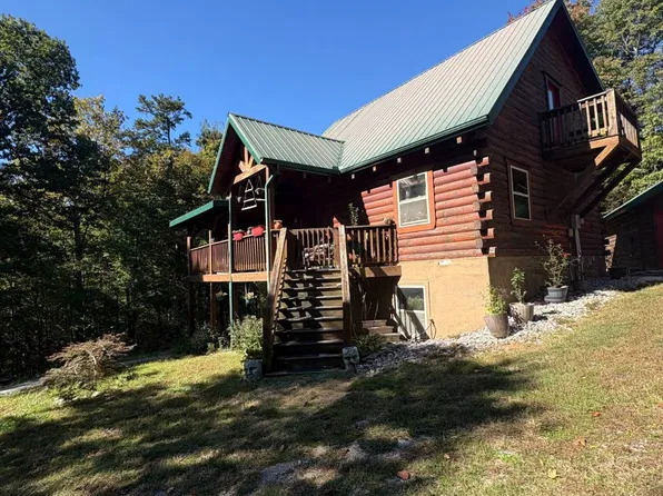 1029 Smithfield Rd, Tellico Plains, TN 37385