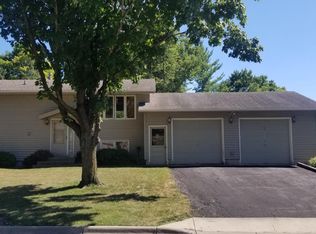 420 Adams Dr W, Young America, MN 55397