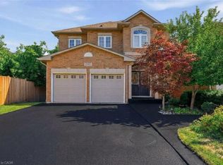 2381 Grand Oak Trl, Oakville, ON L6M 4V4