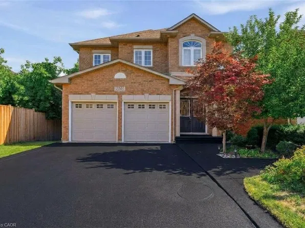 2381 Grand Oak Trl, Oakville, ON L6M 4V4