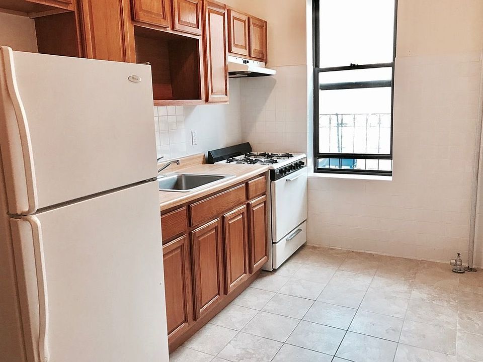 1st image of 8405 Bay Pkwy APT C3