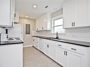 1133 N West End St, Springdale, AR 72764