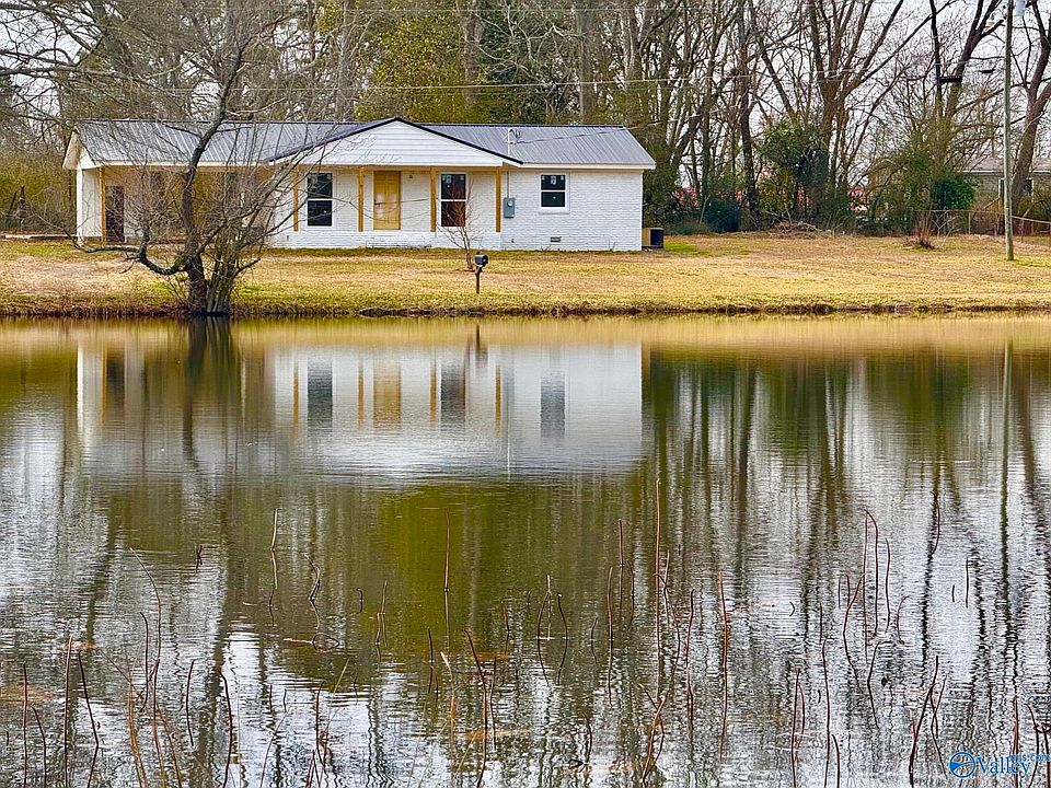 1st image of 199 Twin Lakes Dr