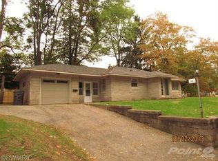 111 Windsor Rd, Benton Harbor, MI 49022