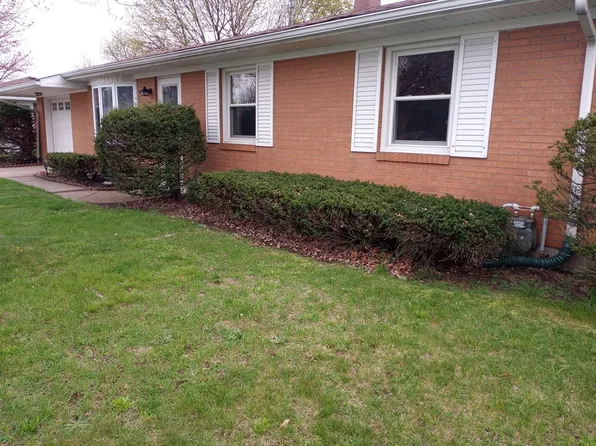 4055 Chilton Ct, Erie, PA 16505