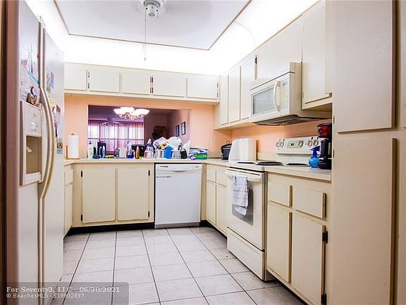 5th image of 2705 NW 104th Ave APT 105