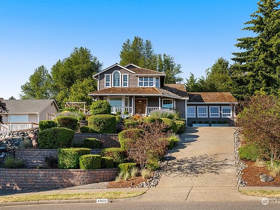 4th image of 4809 Osprey Drive NE