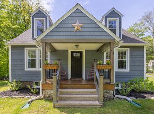 54 Munson Rd, Beacon Falls, CT 06403