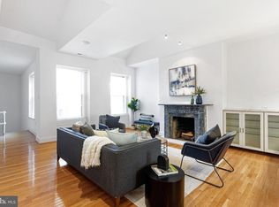 306 S 10th St APT D, Philadelphia, PA 19107